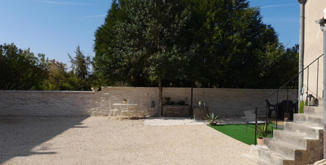 Gite Et Spa 21 Savigny-le-Sec المظهر الخارجي الصورة